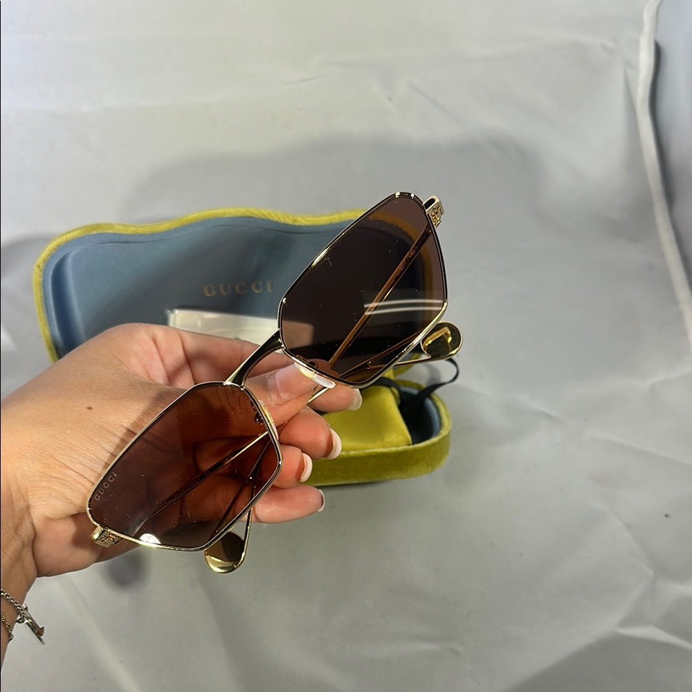 Gucci Gold and Brown Women's Sunglasses